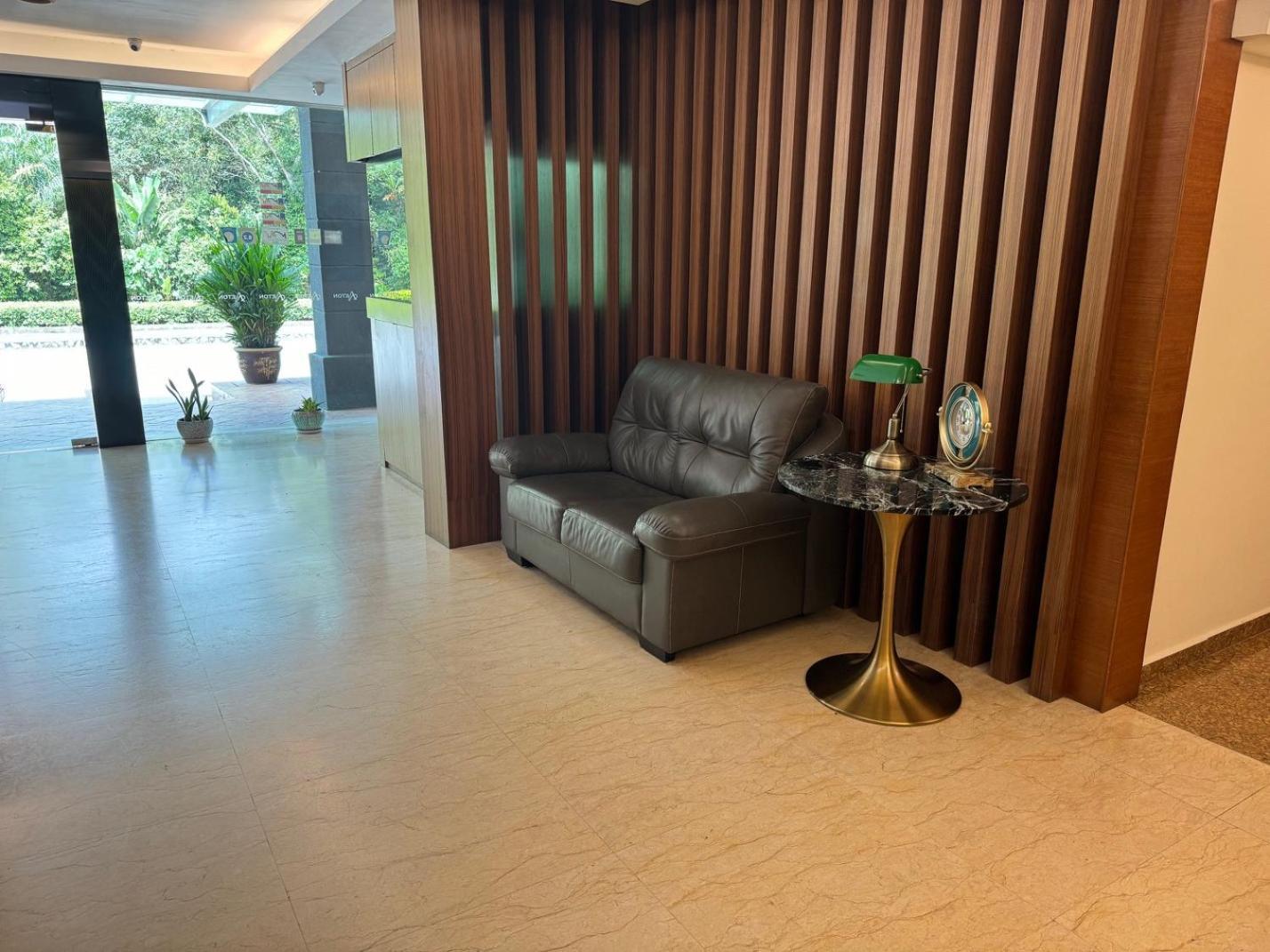 Aeton Hotel Nilai Exterior photo